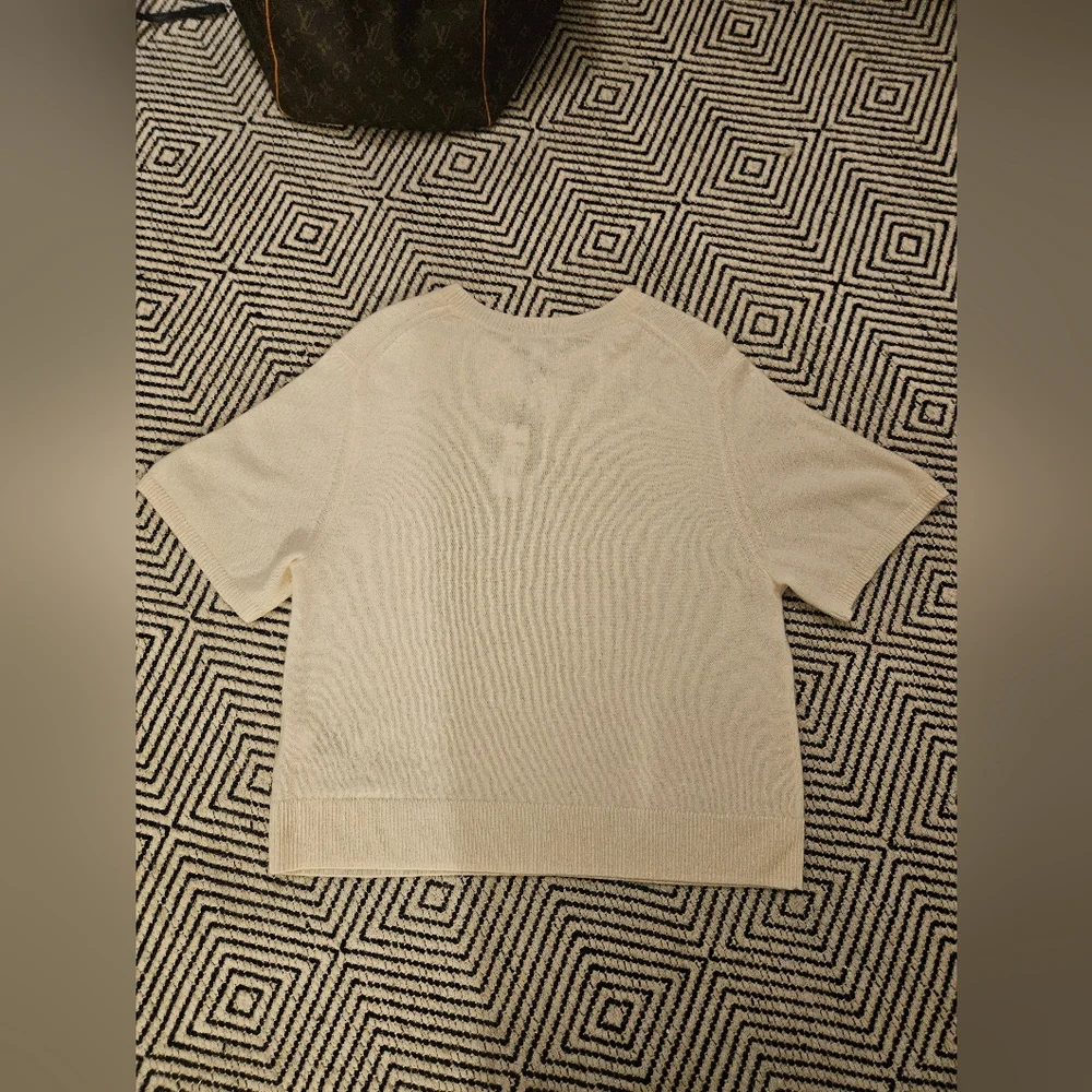 NWT Pristine Banana Republic Soft Cream 100% Cashmere Sweater- Size M - Picture 6 of 10